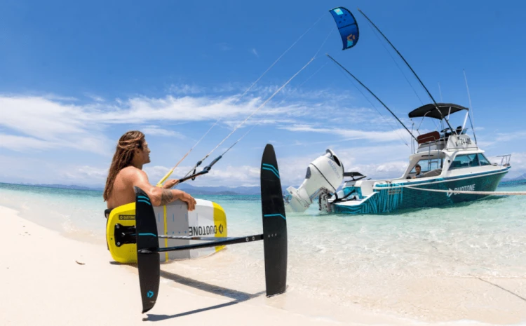 44200-3450_Deska_Duotone_2020_Kite_Foiling_Foilboarding_Pace_Foilboard.png