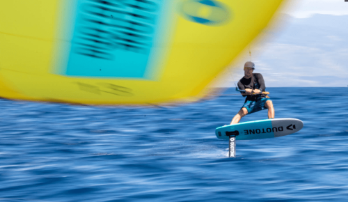 44900-3507_Duotone_Kiteboarding_Foiling_Foil_Spirit_GT_565_90_action.png