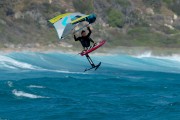 13200-1128_Deska_Fanatic_Wing_Foiling_SUP_Sky_Wing_2020_jumps.jpg