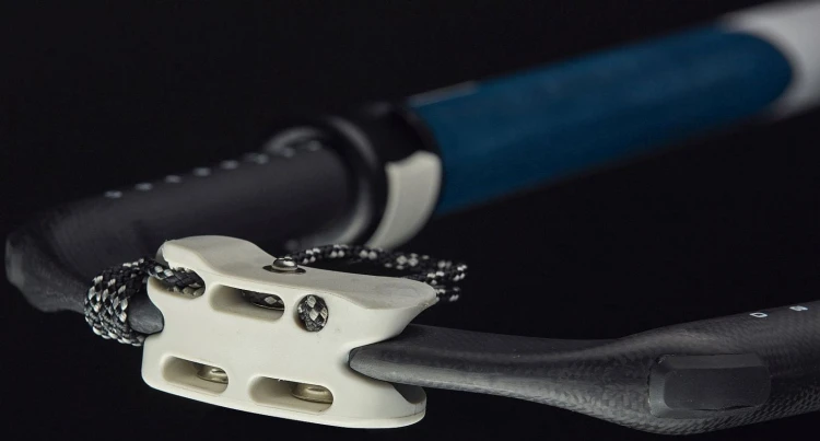 Duotone-Boom-Epx-carbon-tail-end.jpg