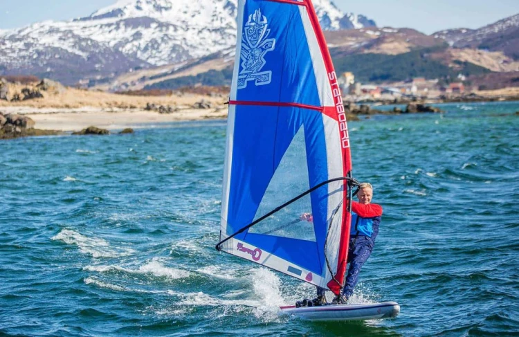 Starboard-windsurfing-Compact-rig-2021.jpg
