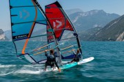 Deska-windsurfingowa-Fanatic-Blast-HRS-2021.jpg
