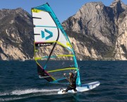 Duotone_2022_E_Pace_Windsurfing-Sails-New-Model-White-Turquoise.jpg