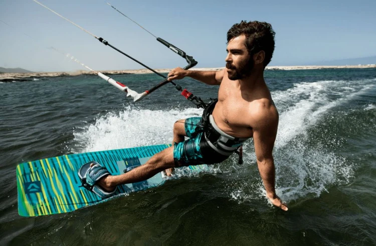 Duotone-Kite-pady-strapy-Entity-ergo-pads-and-straps-season-2021.jpg