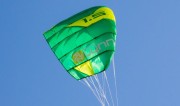 Pete- Lynn-UNIQ-Play -kite-1.5-green-lime.jpg