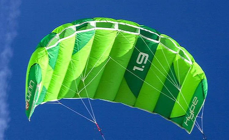 Latawiec-komorowy-Peter-Lynn-HYPE-On-Sky-Green.jpg