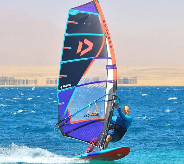 Dutone-Duke-Sail-2023-On-Board.jpg