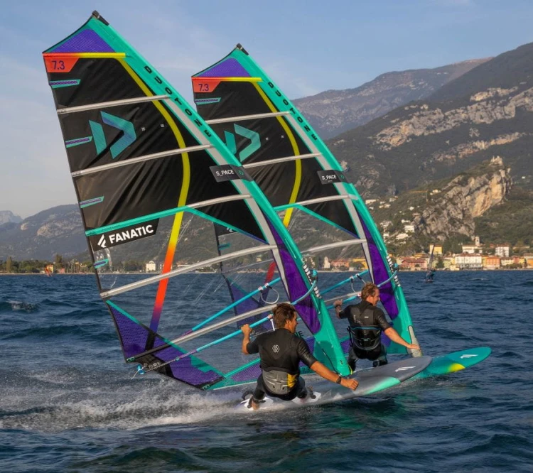 Deska-windsurfingowa--Fanatic-Jag-Ltd-2022.jpg