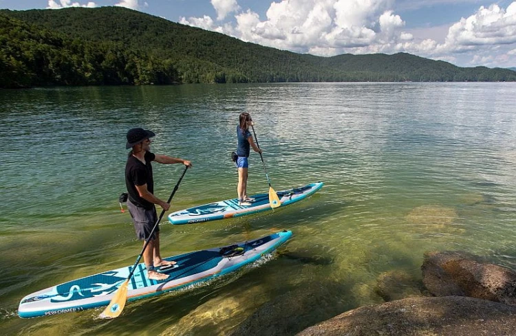 Body-Glove-single-Sup-oar-on-action.jpg