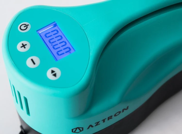 Aztron-electric-pump-12V-digi-meter.jpg