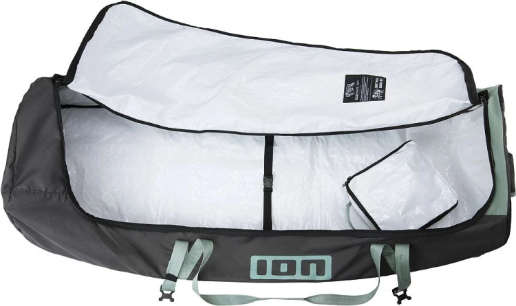 48230-7018_Pokrowiec-Ion-Gear-Bag-Core-inner-compartment2023-Jet-Black.jpg
