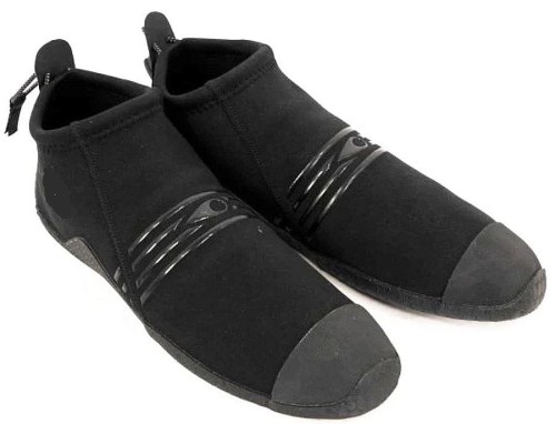 Buty-Neoprenowe-Sooruz-low-boots-fly-2mm-2024-Black.jpg