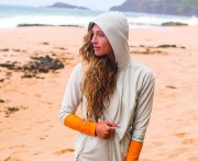 Dakine-h20-woman-front-zip-hoodie-LS-lunar-rocks.jpg