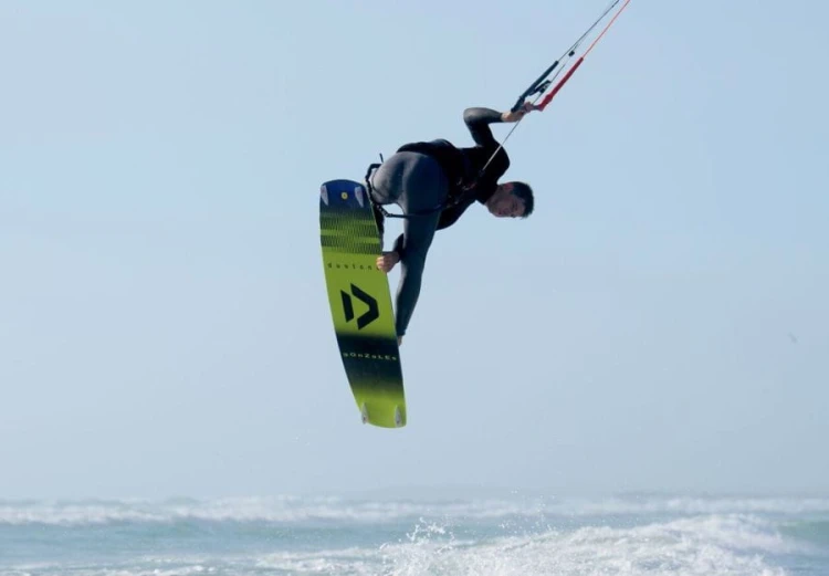 44240-3431_Gonzales-kiteboard-2024.jpg