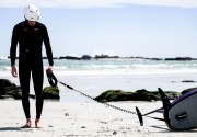 48700-7052_ion-leash-wing-sup-coiled-hip-conected-to-board-2025-black.jpg