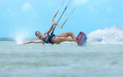 Deska-Kite-Duotone-Soleil-concept-blue-with-ClickBar-and-kiteboarder-2026.jpg