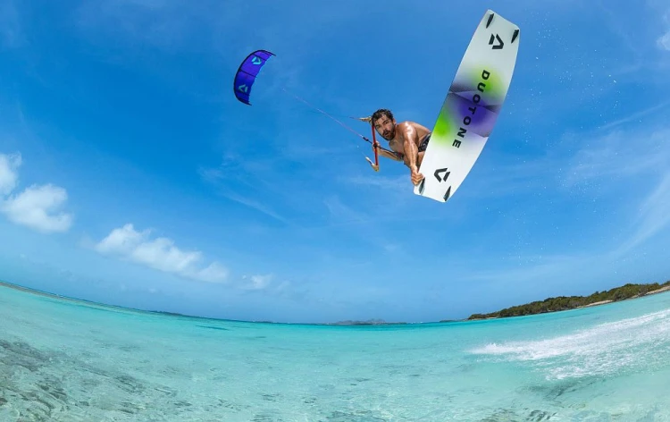 Deska-Duotone-Select-SLS-with-click-bar-Twin-Tip-kiteboard-2026.jpg