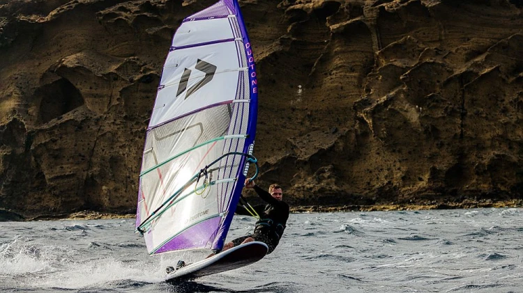 14260-1212_DUOTONE-Windsurf_Sail-X-Pace-7.3-size-2026.jpg