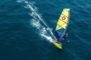 14250-1205-Żagiel-duotone-Duke-SLS-sailing-on-flat-water-2026-Yellow-Turquoise.jpg