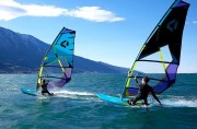 Deska-windsurf-Duotone-Eagle-2025-turquoise-on-the-water.jpg